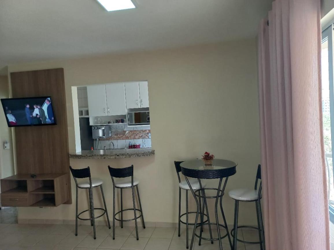 Prive Das Thermas 01 - Ar Split Nos 2 Quartos, Ventilador Na Sala, Purificador Soft Gelada Natural كلدس نوفاس المظهر الخارجي الصورة